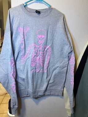 Hanes Gray Crewneck Sweatshirt with Pink Skeleton and floral Accents